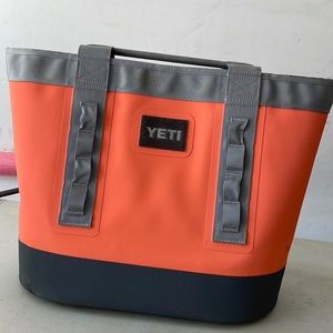 YETI Camino Carryall 35 Tote Bag